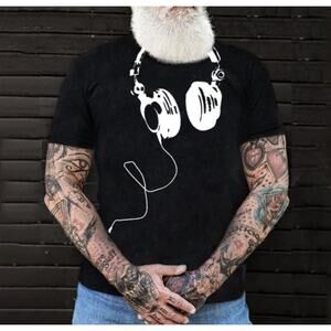 Shein Men Black Headphones Music Print Tee T-Shirt Size Medium Bin C/shein Bag